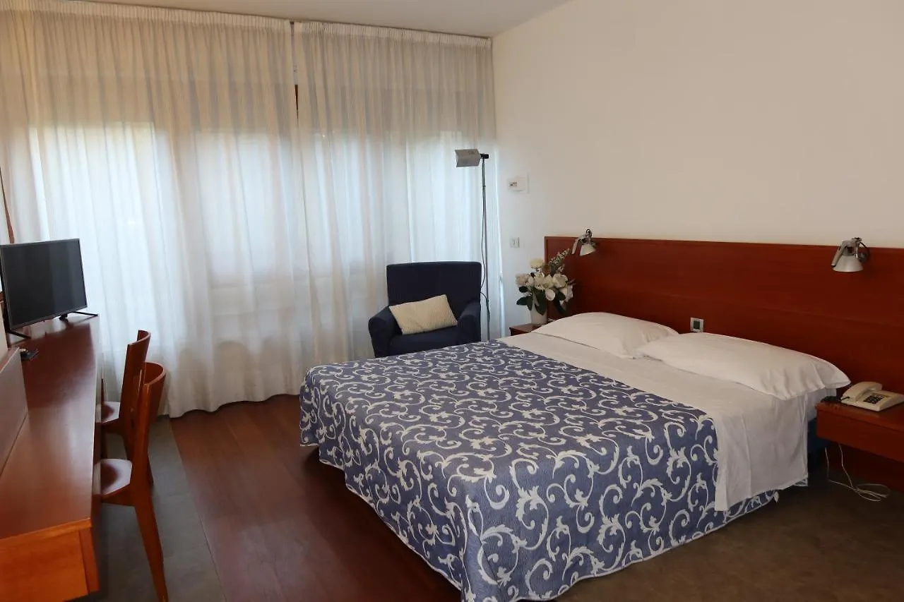 פלרמו Marbela Apartments & Suites
