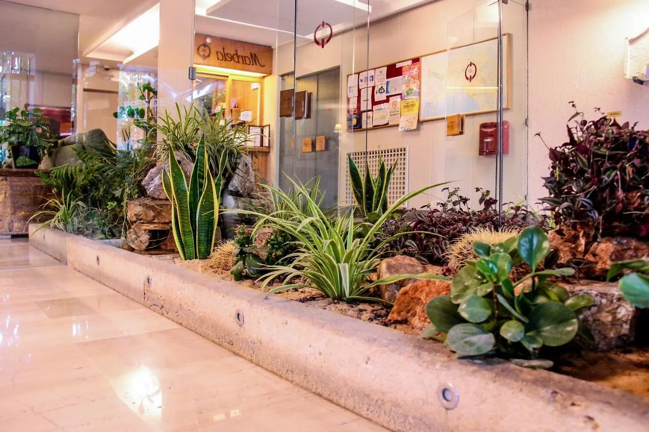 מלון דירות פלרמו Marbela Apartments & Suites