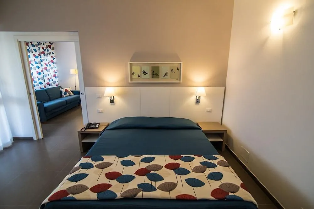 מלון דירות פלרמו Marbela Apartments & Suites