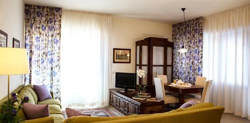 *** Apartahotel Marbela Apartments & Suites Palermo Italia