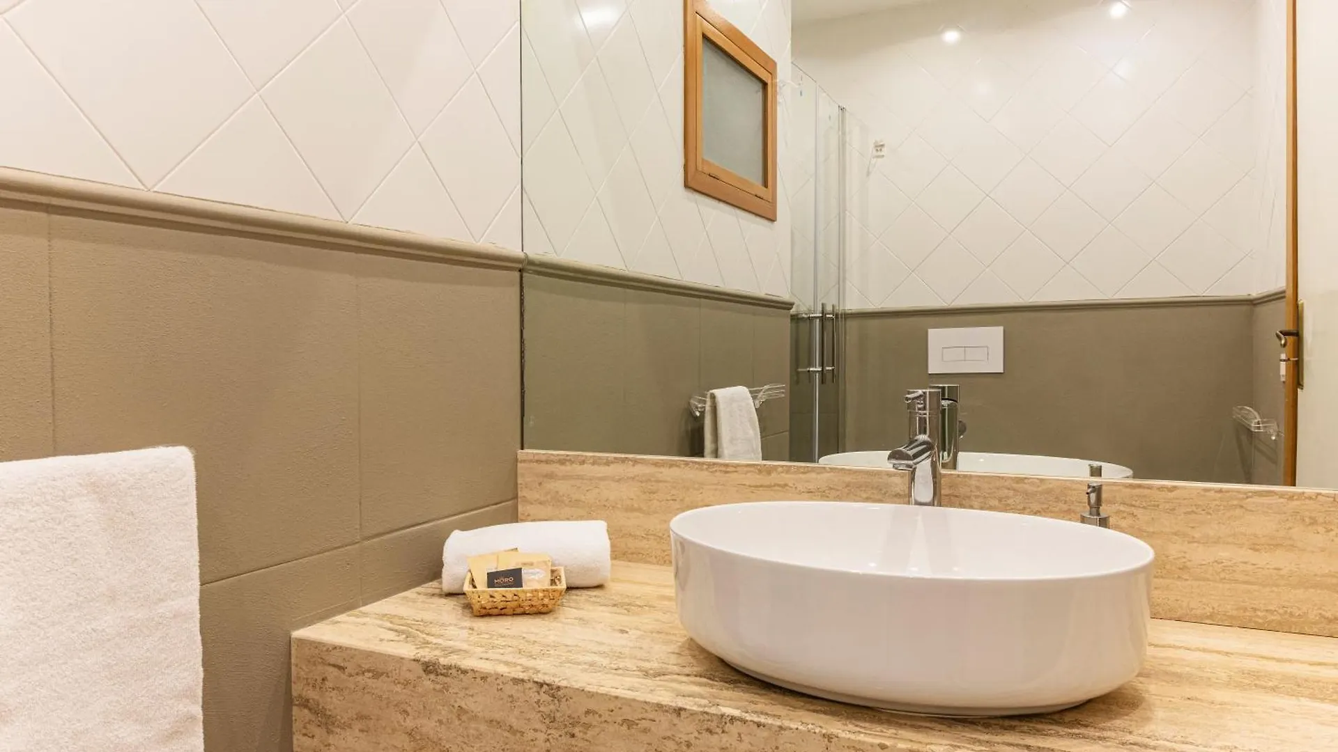 Marbela Apartments & Suites 팔레르모 3*,  이탈리아